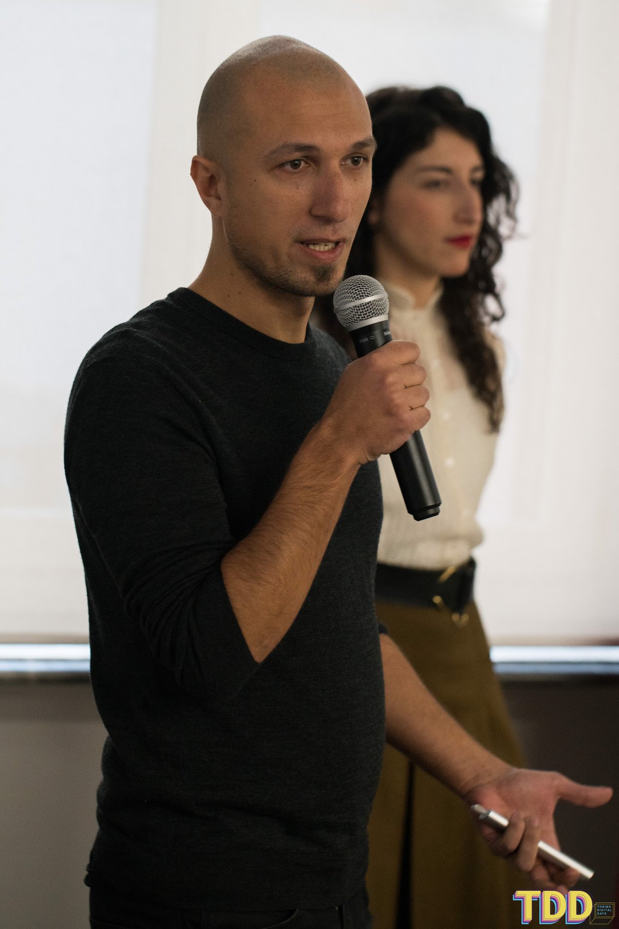 Matteo talking during a Design Event